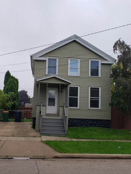 Building Photo - 198 E Cotton St