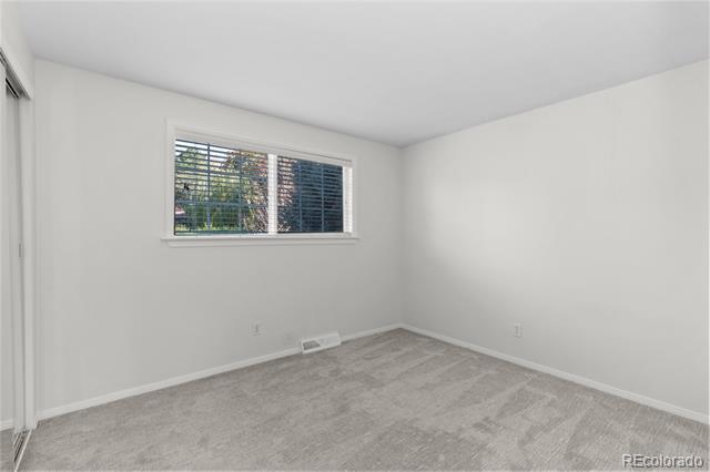 Building Photo - 3924 S Whiting Way