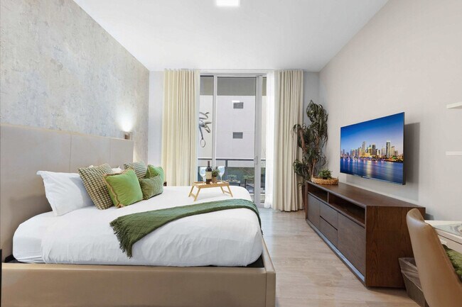 Building Photo - 777 N Ocean Dr