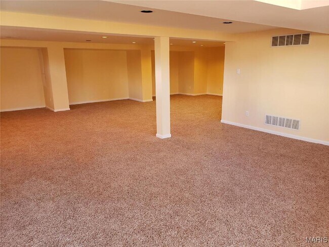 Building Photo - 803 Clayworth Dr