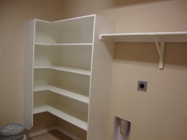 Building Photo - Horizon Pointe