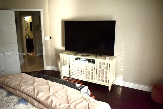 Building Photo - 1352 NW 129th Way