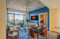 Building Photo - 914 N 4th St