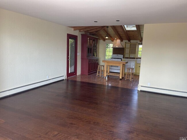 Building Photo - 124 Montego Key