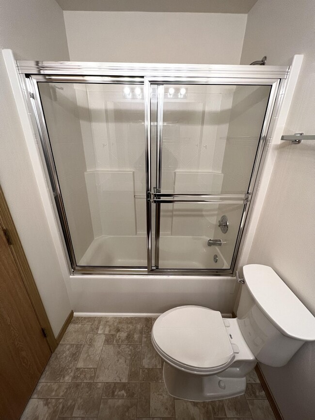 Building Photo - 3709 87th Ave NE