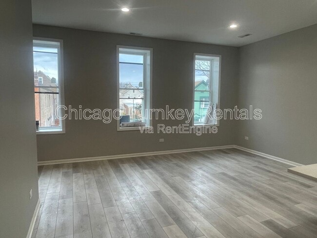 Building Photo - 1927 S Morgan St