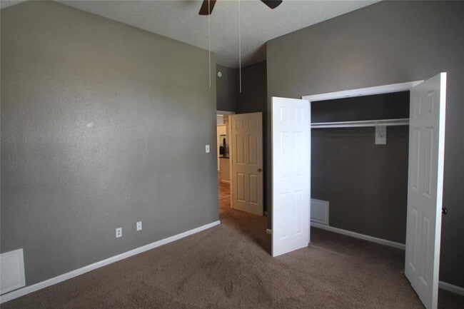 Building Photo - 3438 Brookwood Dr