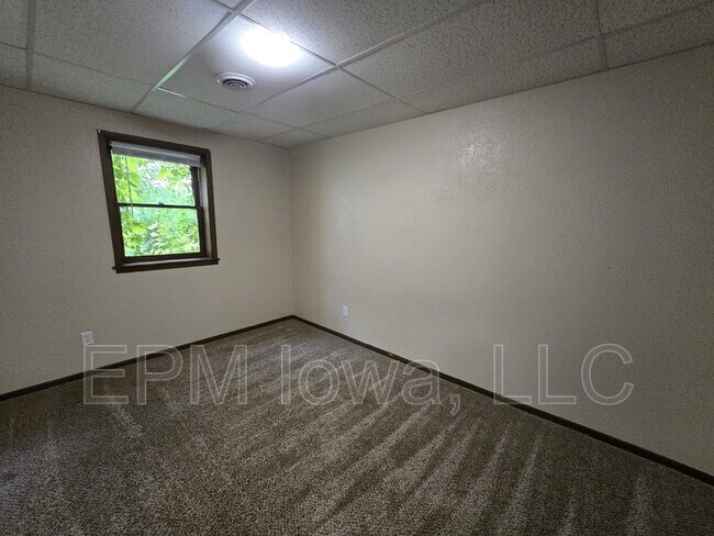 Building Photo - 1807 Downing Ave