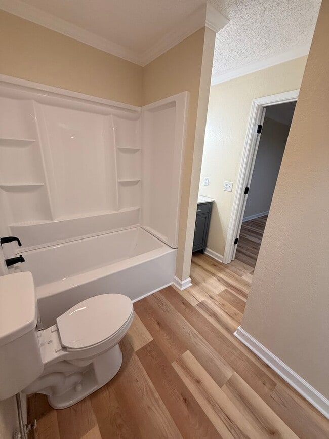 Building Photo - 464 McDilda Dr