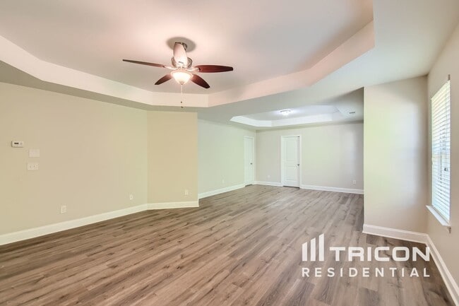 Building Photo - 2604 Larson Terrace