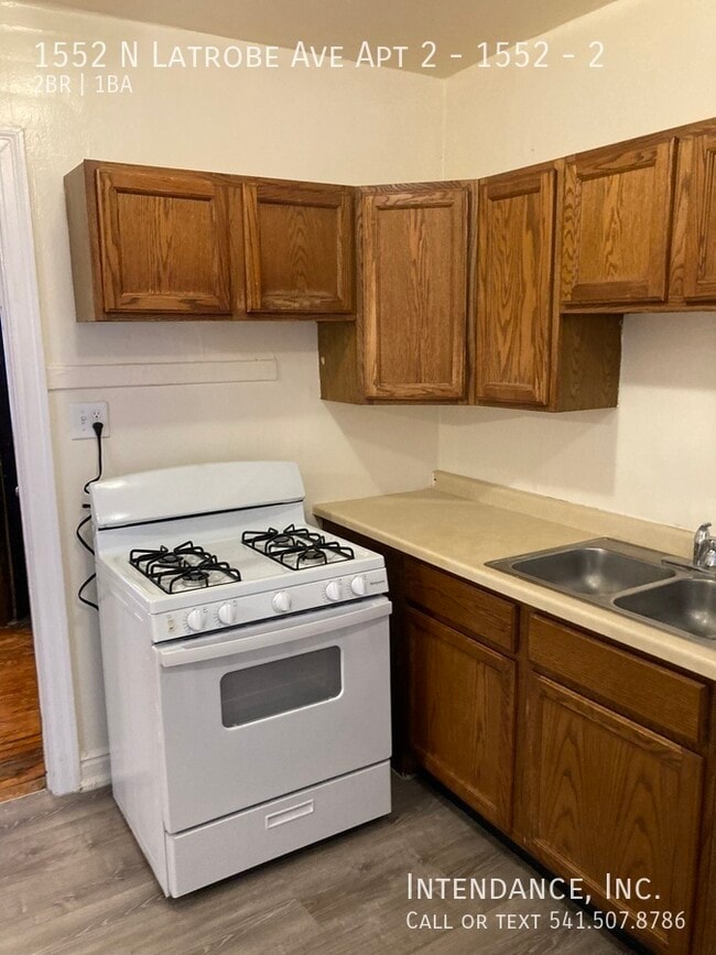 Building Photo - 1552 N Latrobe Ave