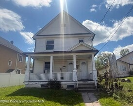 Building Photo - 1315 Farr St
