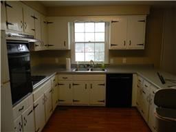Building Photo - 3 br, 1.5 bath House - 1105 Allenwood Rd.