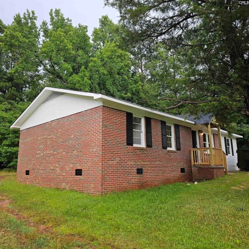 Building Photo - 617 Magnolia Dr