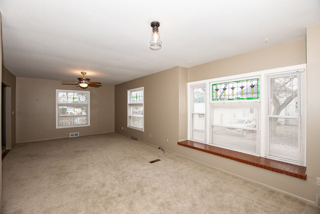 Living Room - 315 9th St