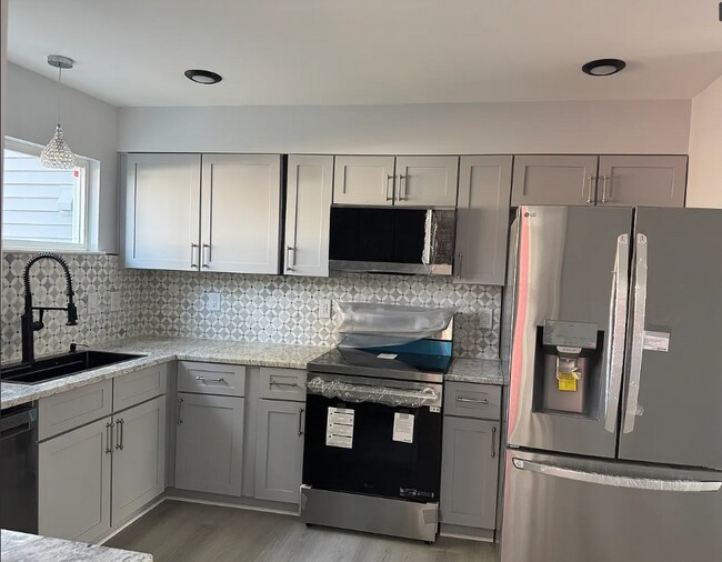 Building Photo - 11506 Turn Stone Ct