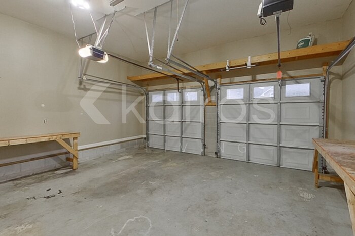 Building Photo - 605 Sophia Ct