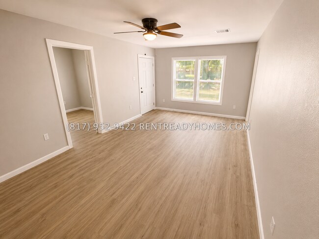 Building Photo - 8105 Bonner Dr
