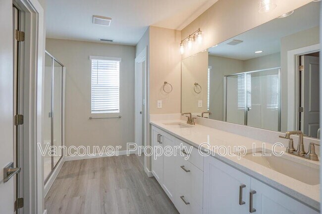 Building Photo - 721 NW 178th Wy