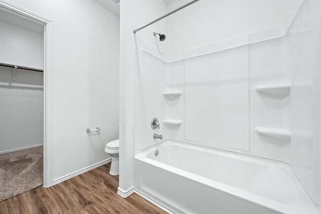 Building Photo - 13601 Mussel Rn