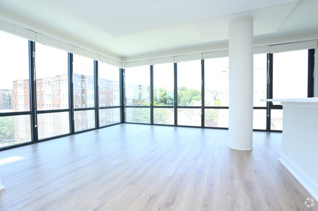 Interior Photo - Berkshire 15