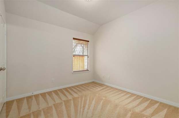 Building Photo - 115 Bird Creek Dr