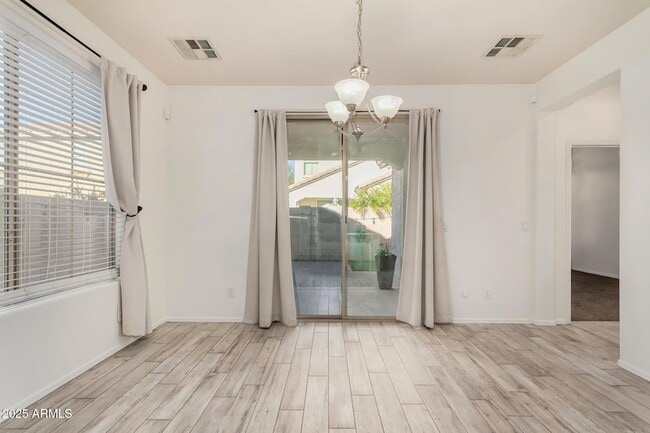 Building Photo - 21090 E Munoz St