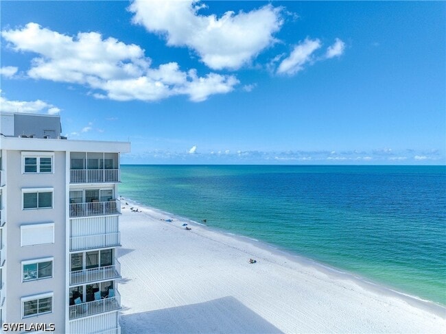 Building Photo - 3443 Gulf Shore Blvd N