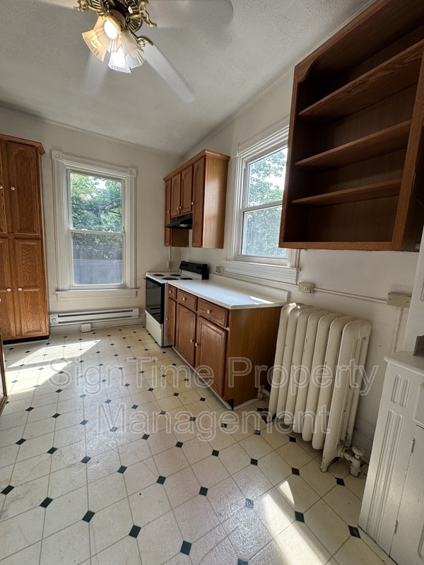 Building Photo - 121 E Antietam St