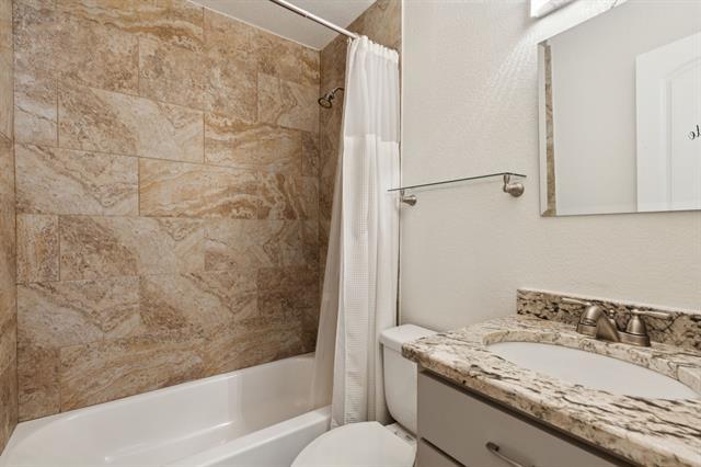 Building Photo - 4702 Wateka Dr