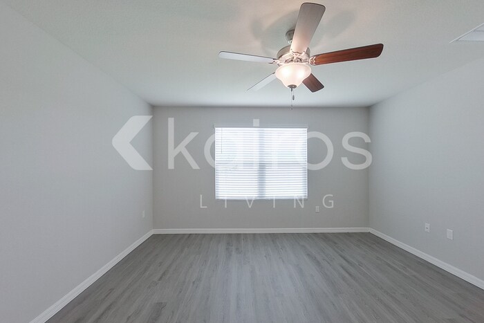 Building Photo - 8633 SW 43rd Ter