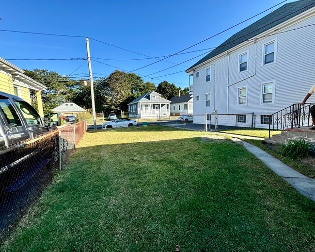 Building Photo - 30 Lucas St