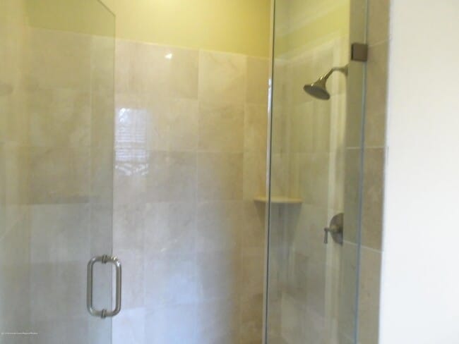 Building Photo - 1031 Oval Rd