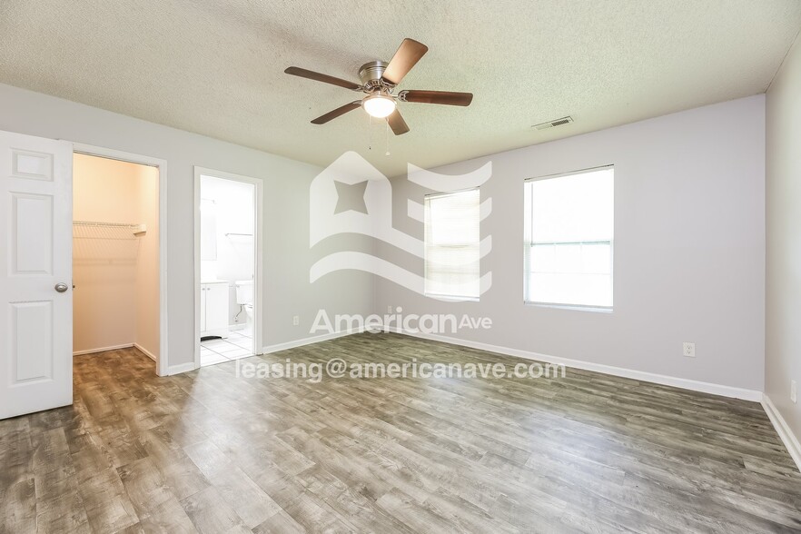 Building Photo - 670 Idlewood Cir