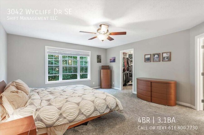 Building Photo - 3042 Wycliff Dr SE