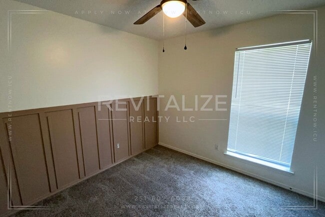 Building Photo - Stunning Semmes Home