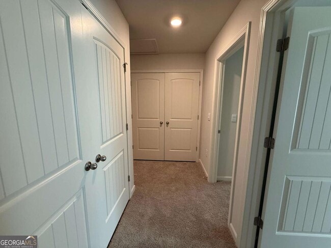 Building Photo - 1 Silverbell Ln NW