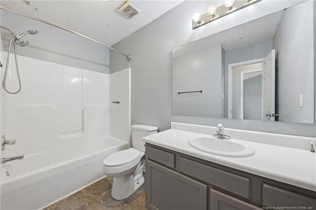 Building Photo - 111 Hobson Ct