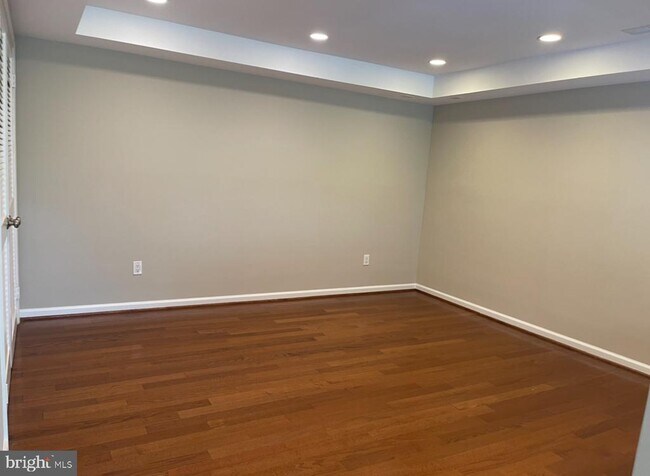 Building Photo - 8024 QUARRY RIDGE Way