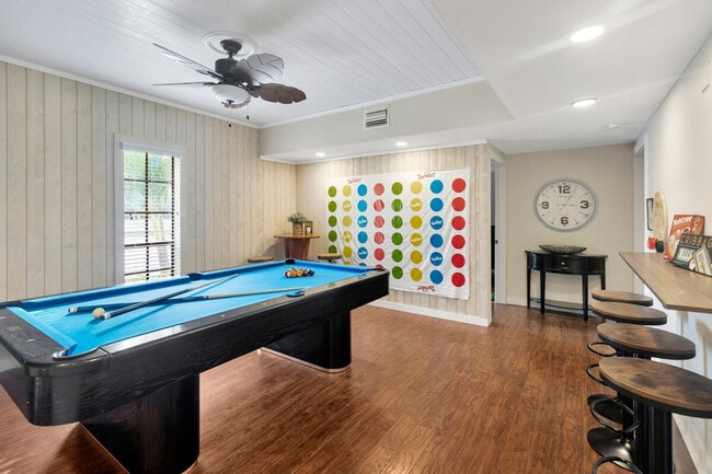 Building Photo - 1679 Tampa Rd