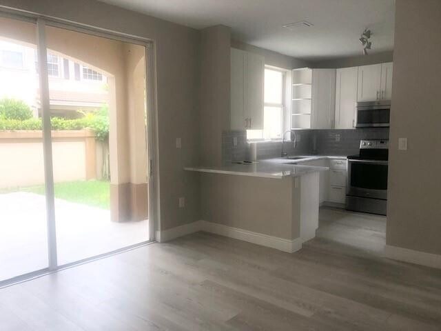 Building Photo - 230 Riverwalk Cir