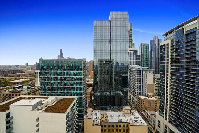 Building Photo - 1400 S Michigan Ave