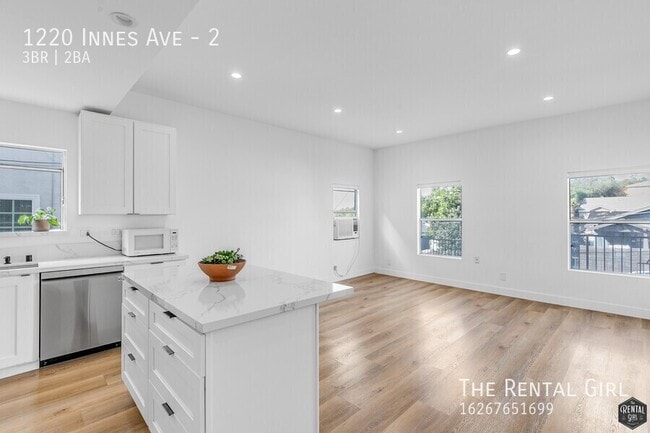 Building Photo - 1220 Innes Ave