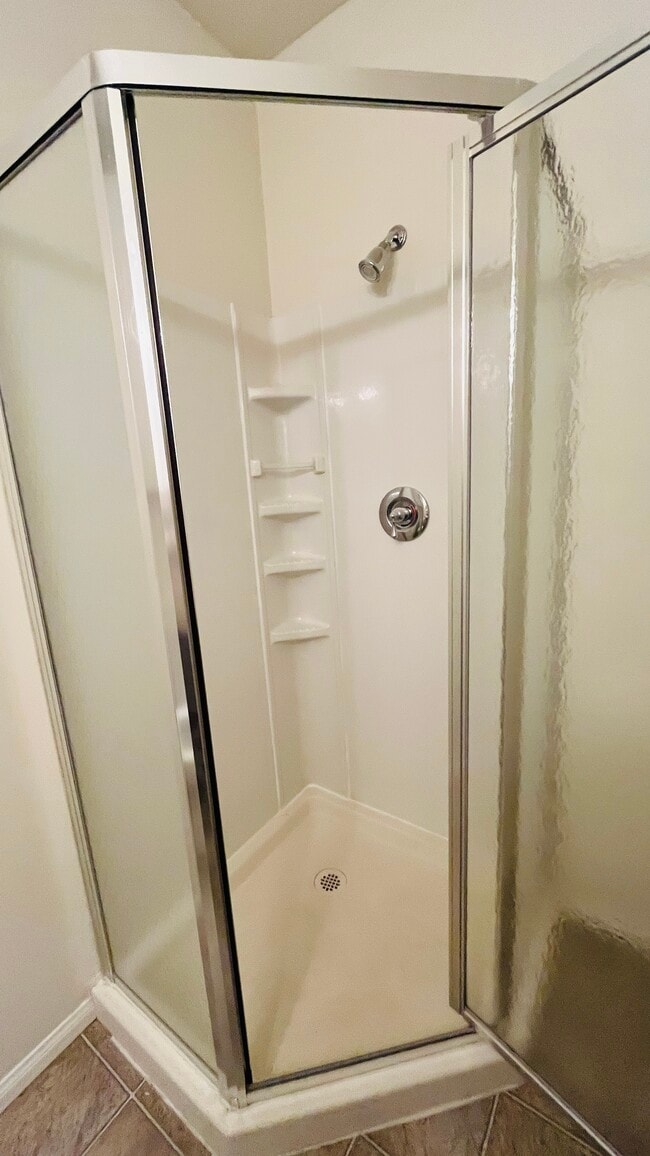 Building Photo - 16616 Haynes St