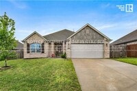 Building Photo - 1111 Tulip St