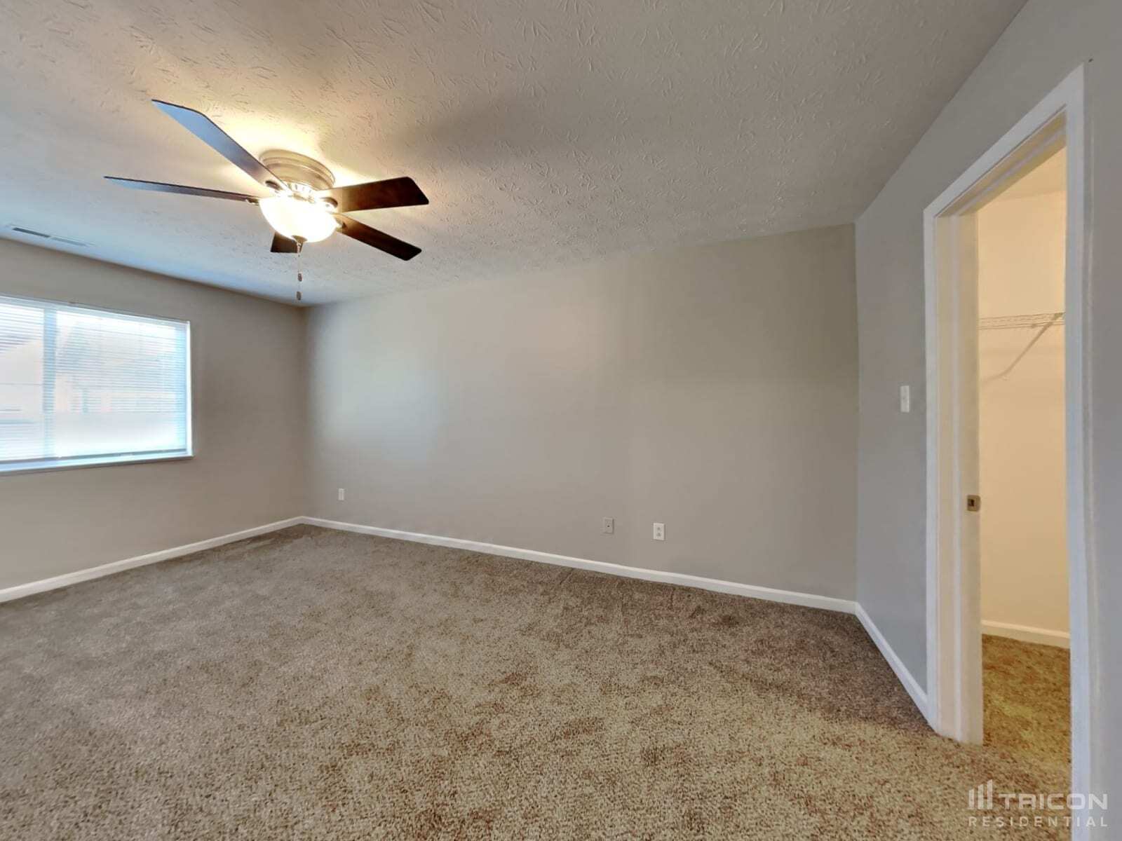 Building Photo - 2445 Grand Fir Dr