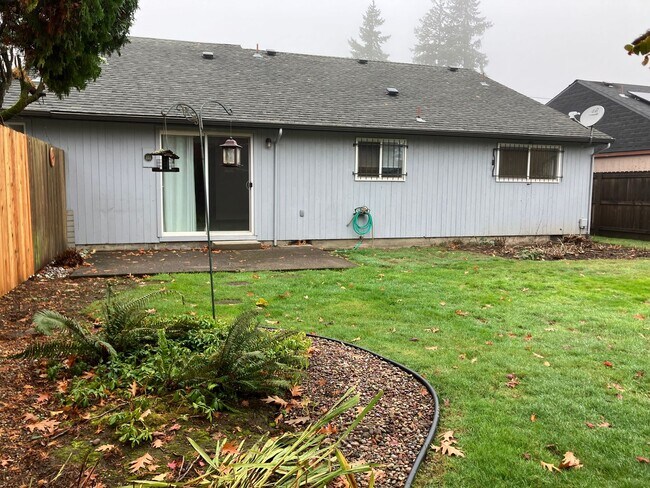 Building Photo - *Half-Off 1st Month's Rent!* Charming Three Bedroom Home