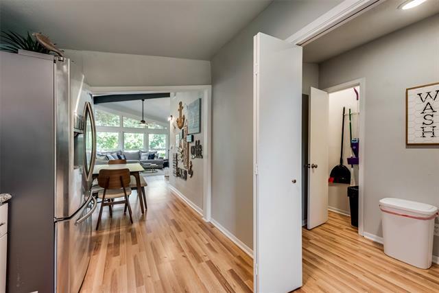 Building Photo - 114 Wood Crest Dr