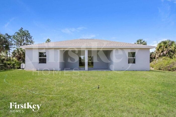 Building Photo - 2594 Dalhart Ave