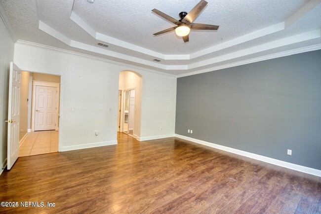 Building Photo - 1440 S Burgandy Trail